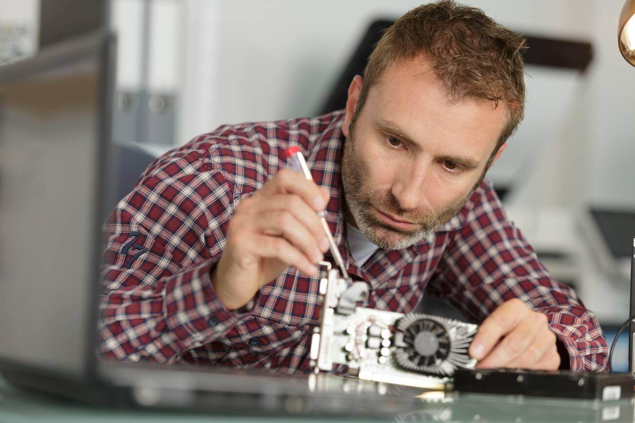 manutenção de hardware e software